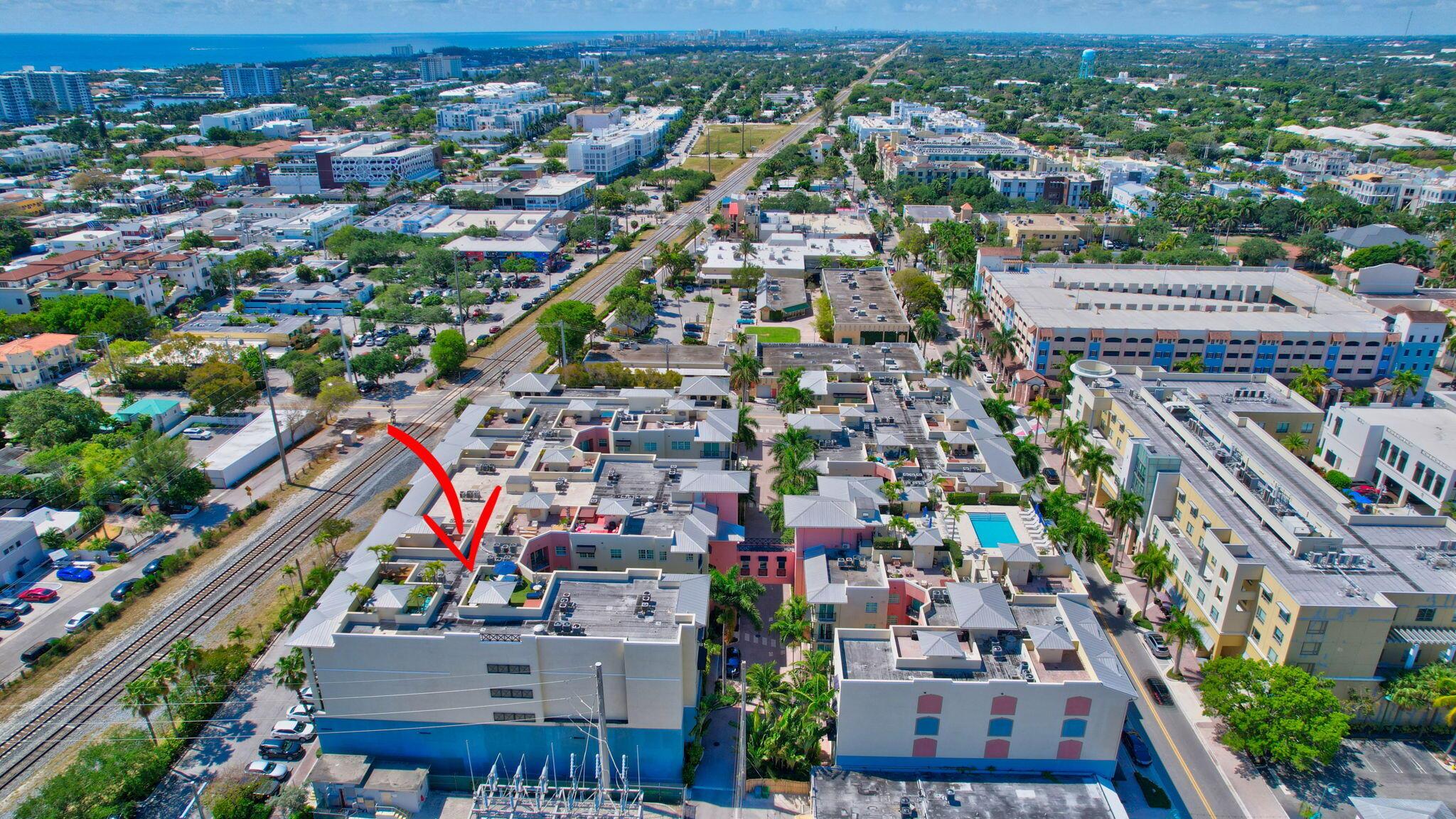 ASTOR CONDO - Residential