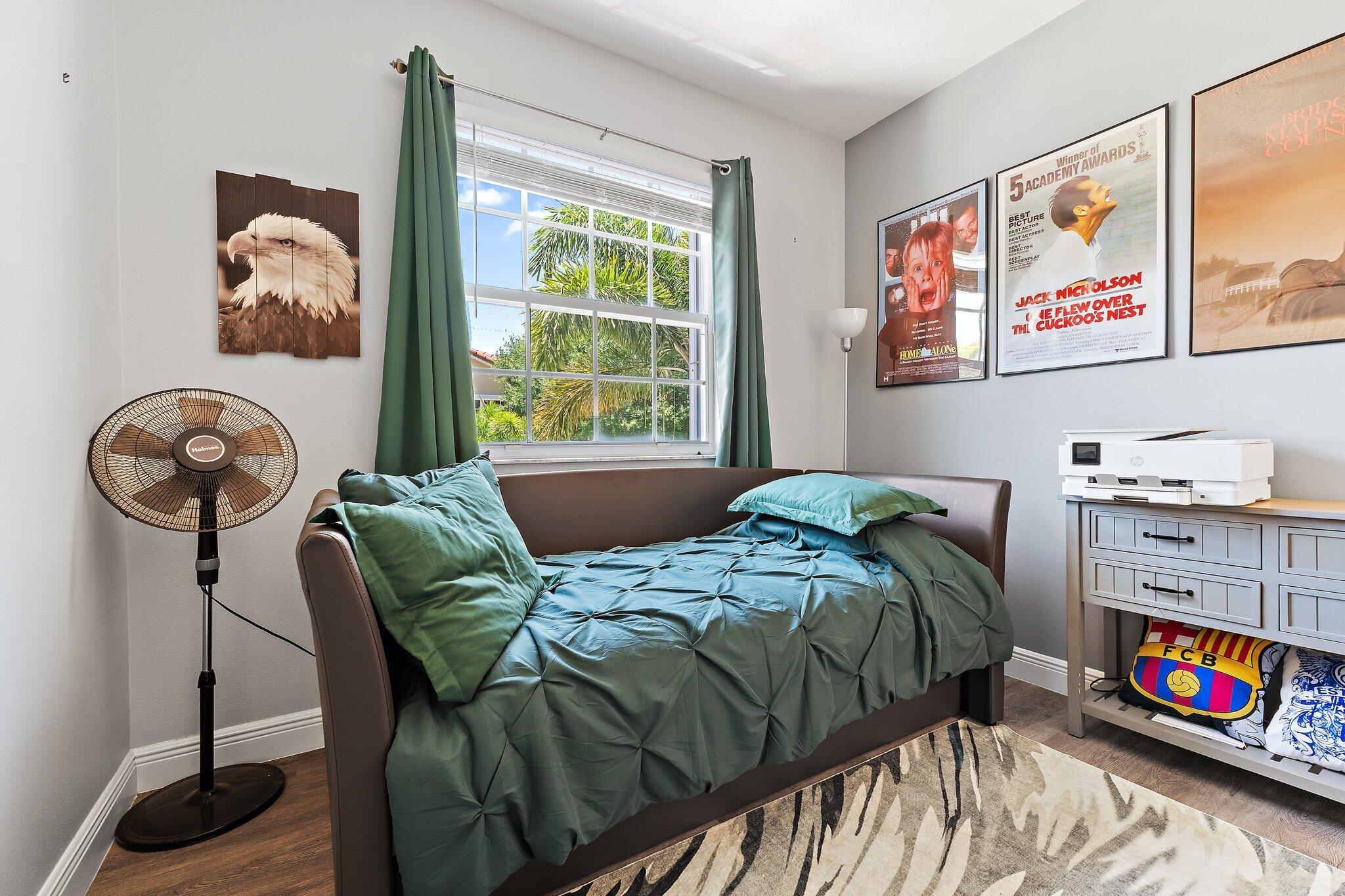 TEQUESTA TRACE CONDO - Residential