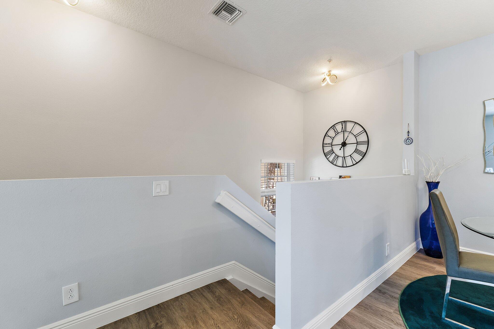 TEQUESTA TRACE CONDO - Residential