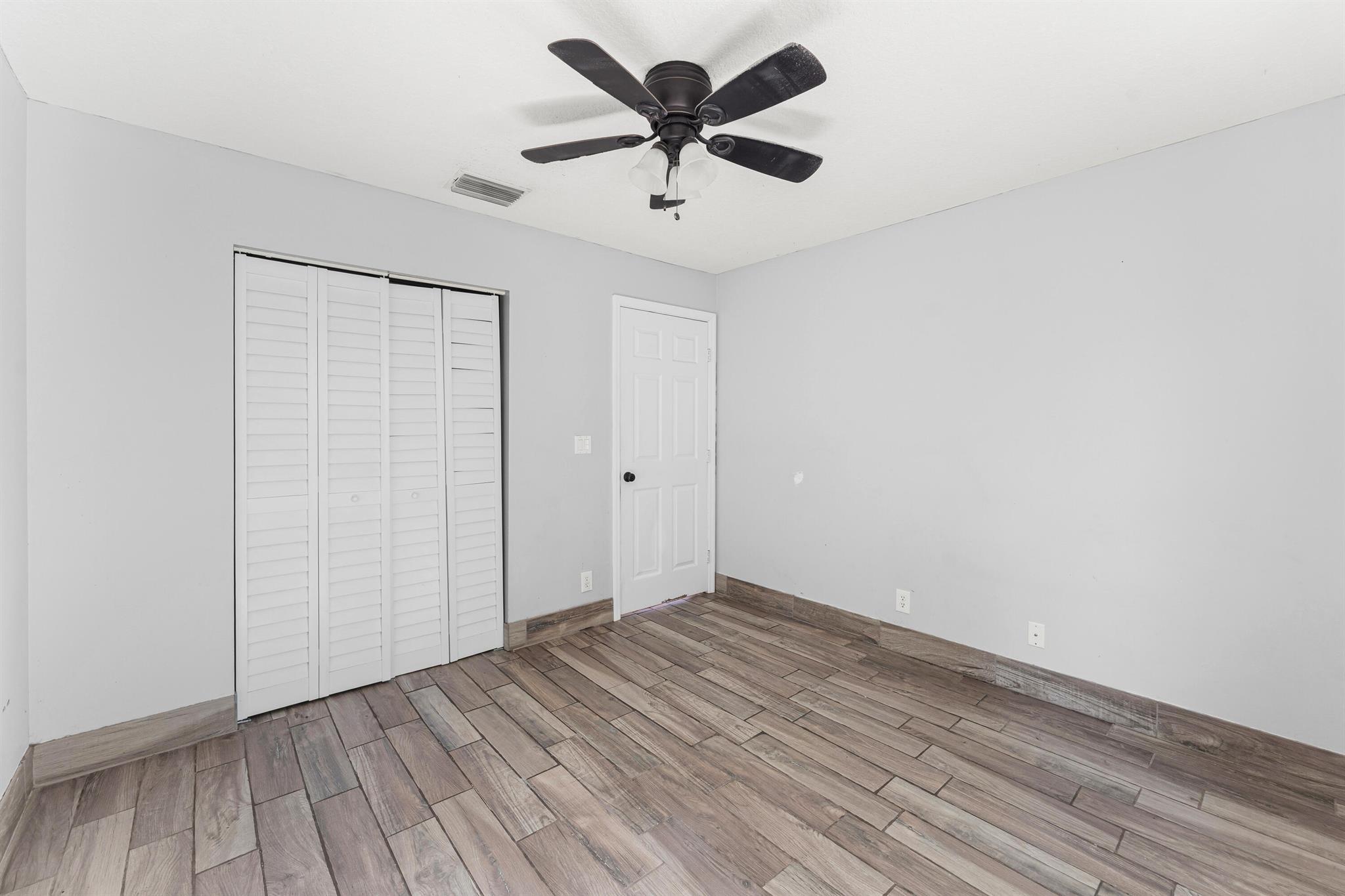 Acreage & Unrec - Residential