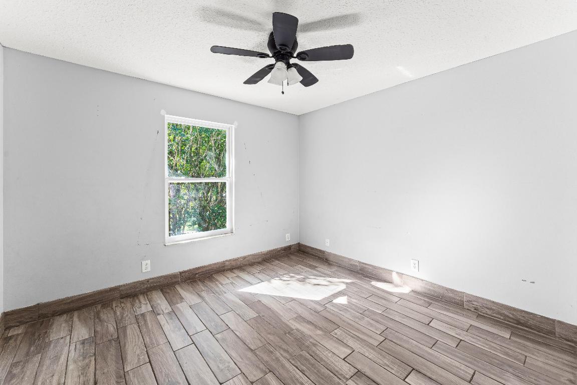 Acreage & Unrec - Residential