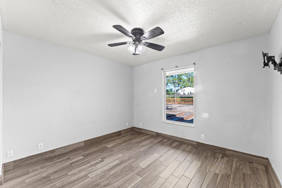 Acreage & Unrec - Residential