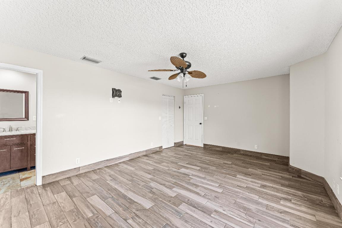 Acreage & Unrec - Residential