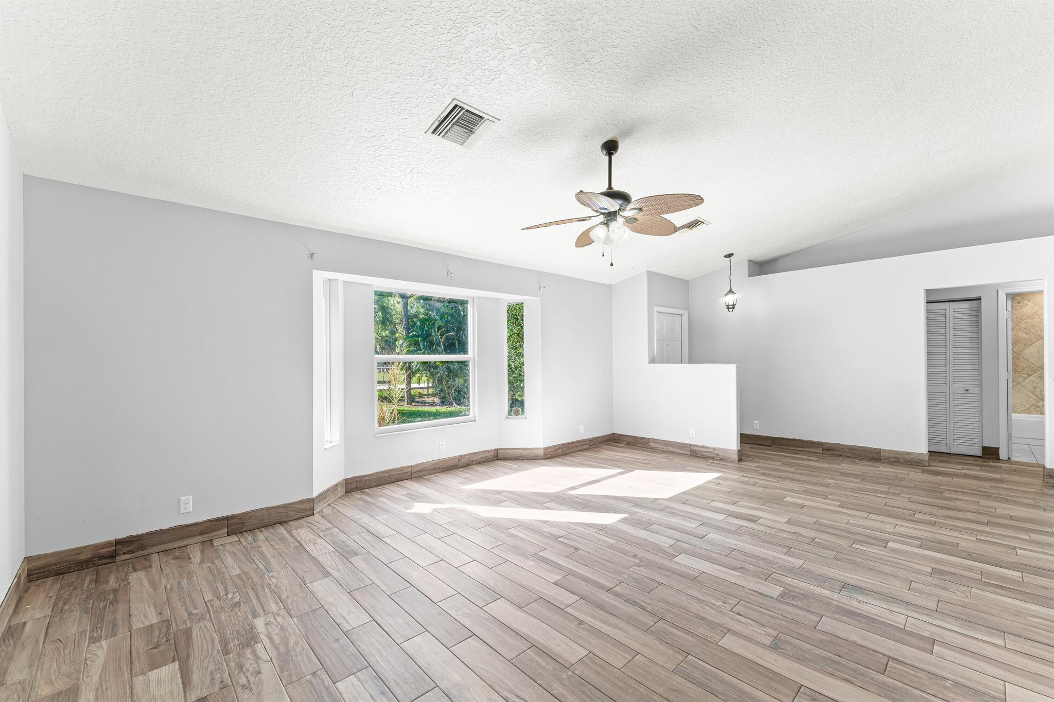 Acreage & Unrec - Residential