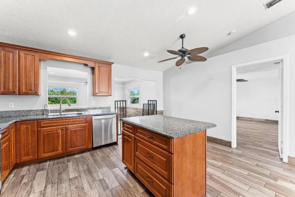 Acreage & Unrec - Residential