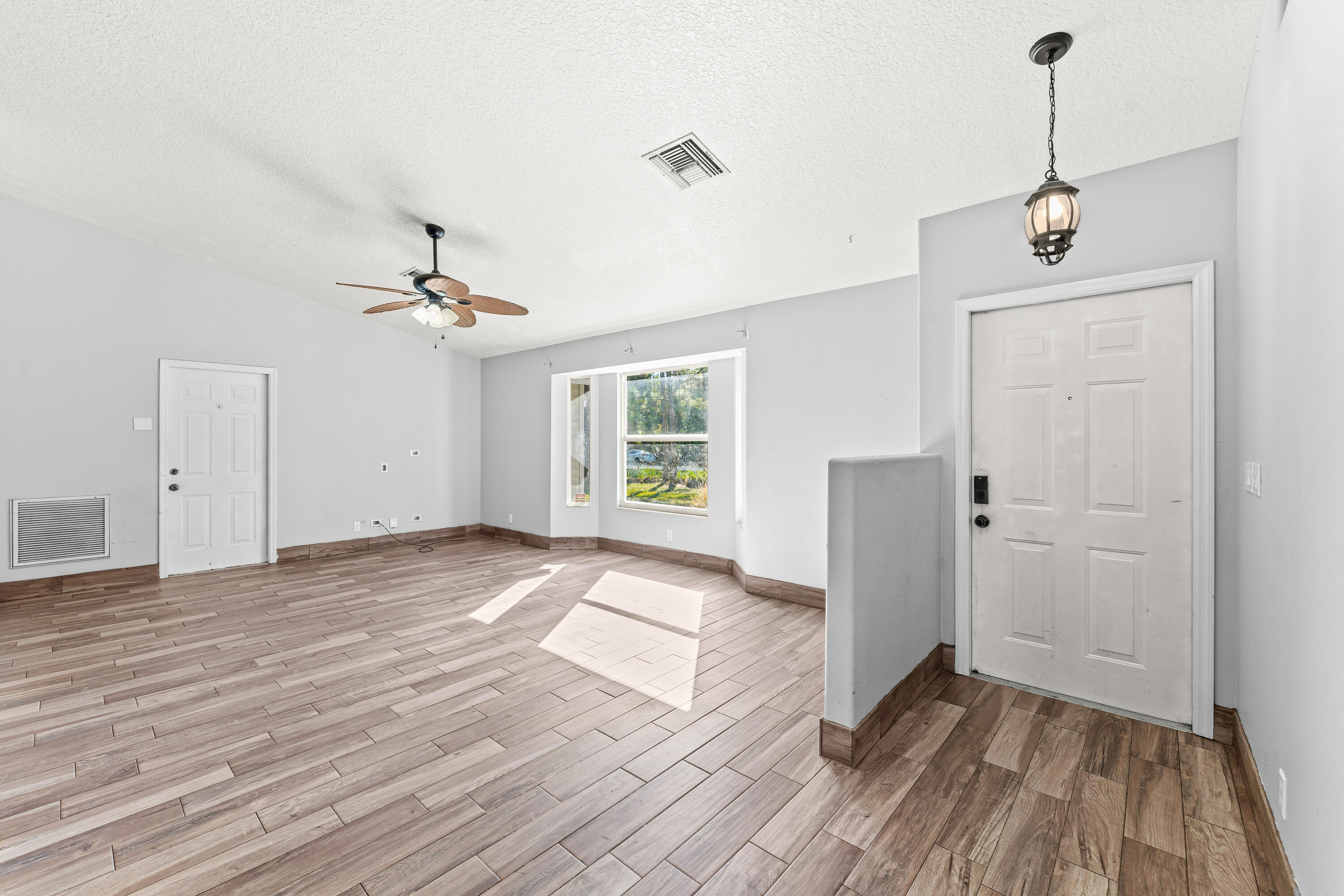 Acreage & Unrec - Residential