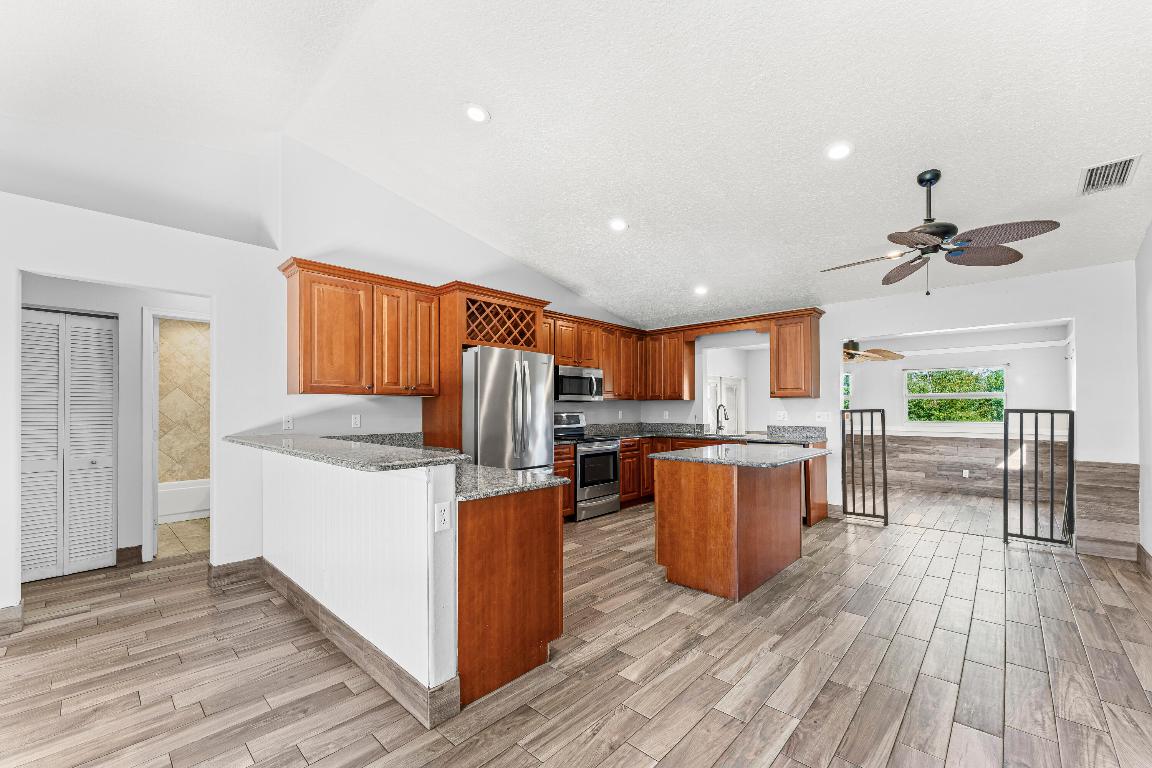 Acreage & Unrec - Residential