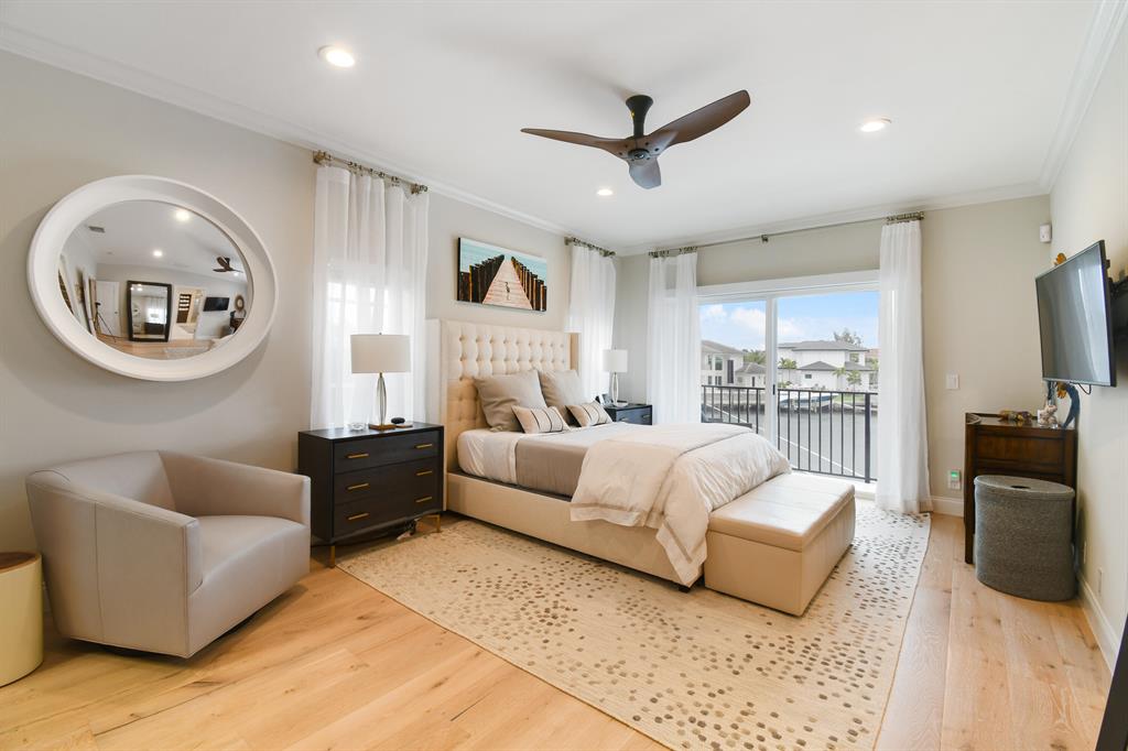 HARBOUR POINT TOWNHOMES - Residential