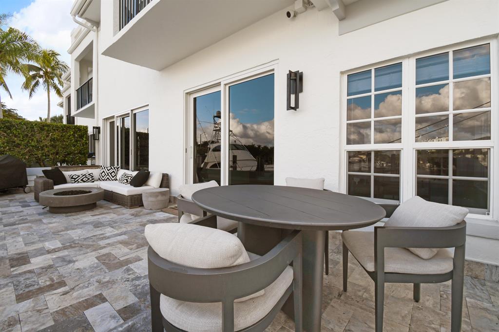 HARBOUR POINT TOWNHOMES - Residential