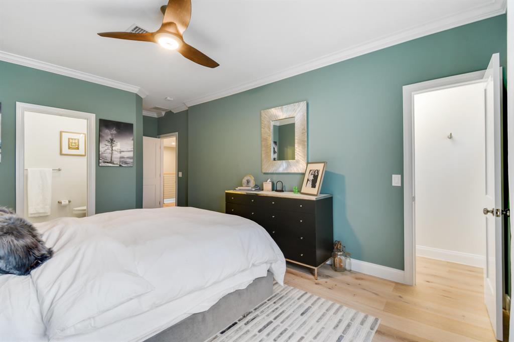 HARBOUR POINT TOWNHOMES - Residential