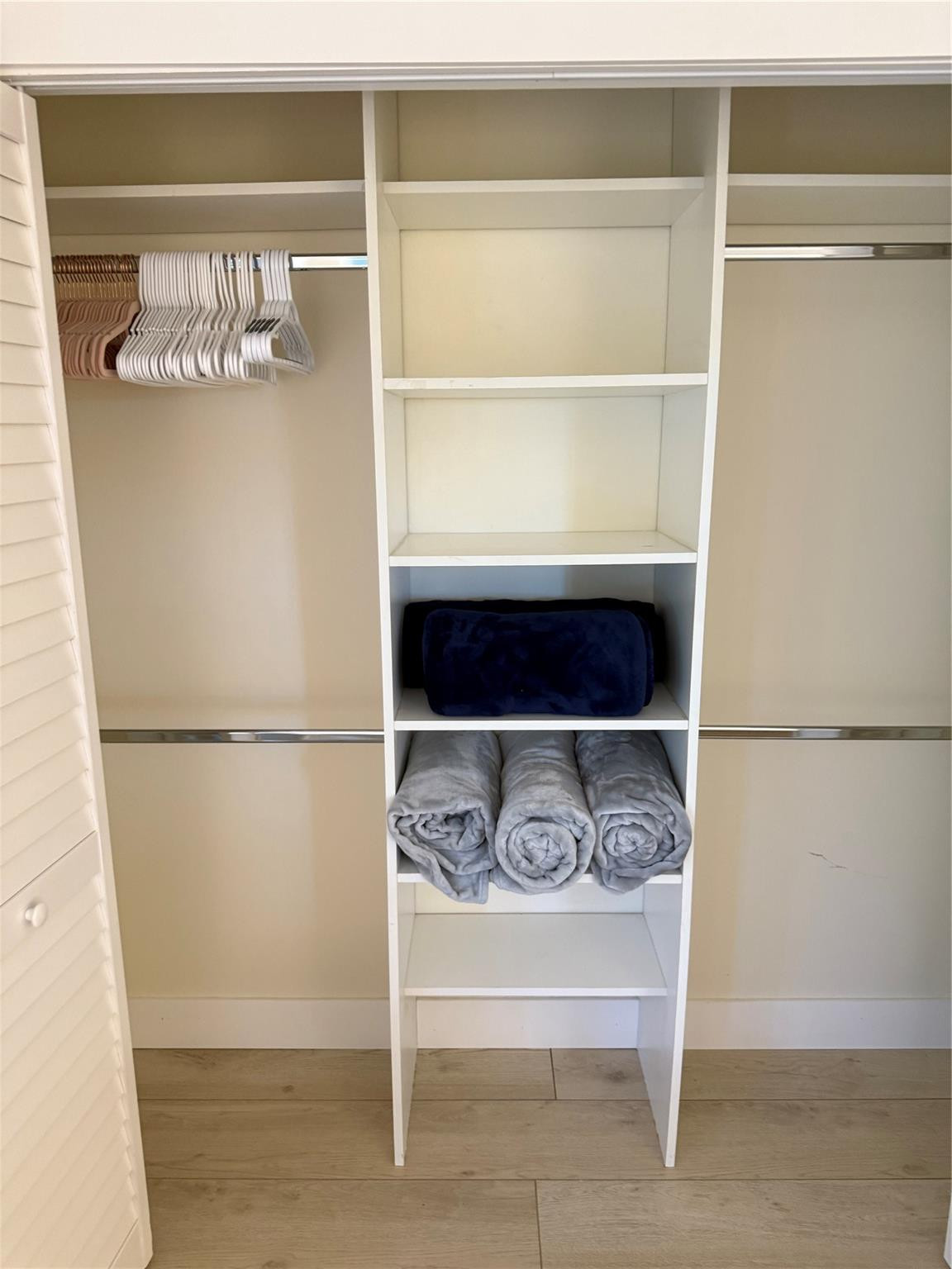 CYPRESS BLVD - Residential