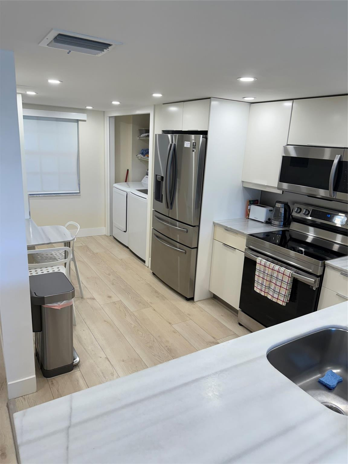 CYPRESS BLVD - Residential