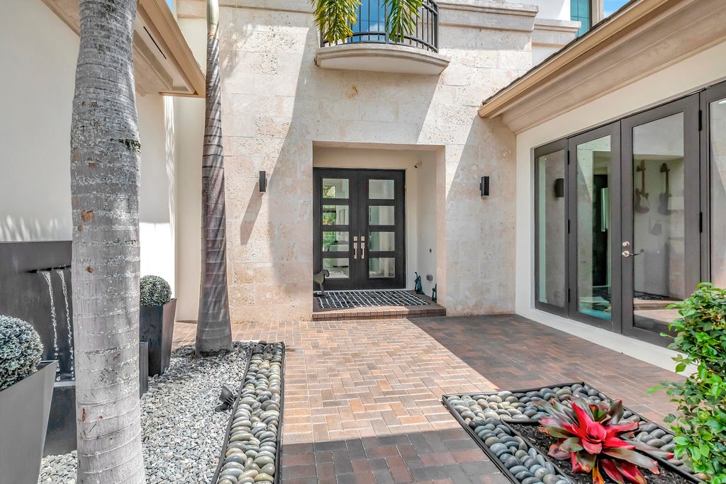 Photo of 17806 Cadena Drive, Boca Raton, FL 33496 (MLS # R11006919)