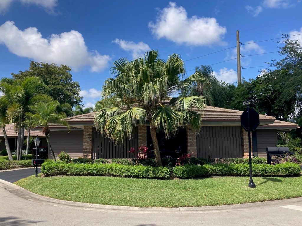 Photo of 609 Cypress Key Drive, Atlantis, FL 33462 (MLS # R11087320)