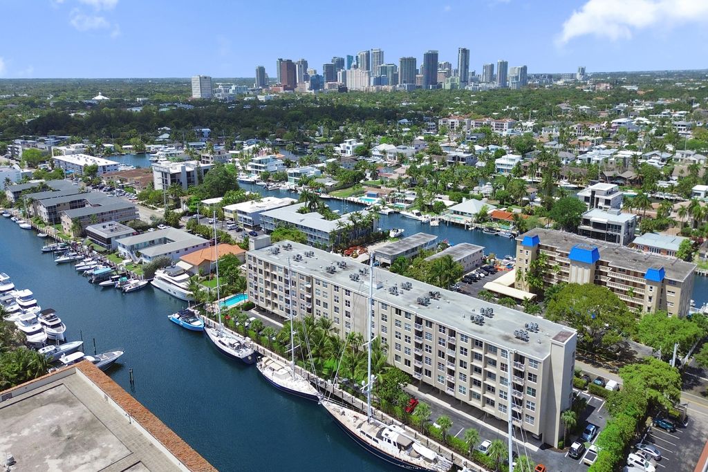 Photo of 1600 SE 15th Street #Unit 400, Fort Lauderdale, FL 33316 (MLS # B26013625)