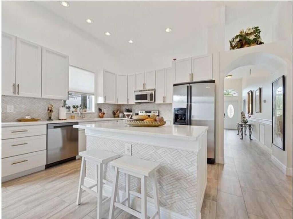 Photo of 8534 VÃ­a D Oro, Boca Raton, FL 33433 (MLS # B26028748)