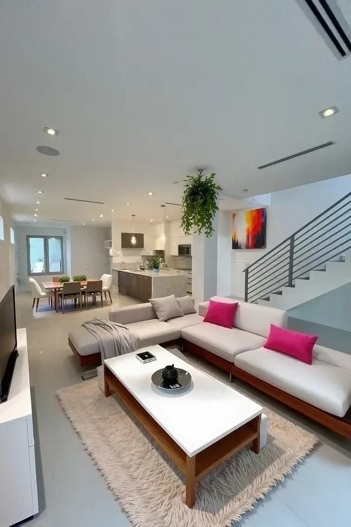 3025-3037 Elizabeth Condo - Residential