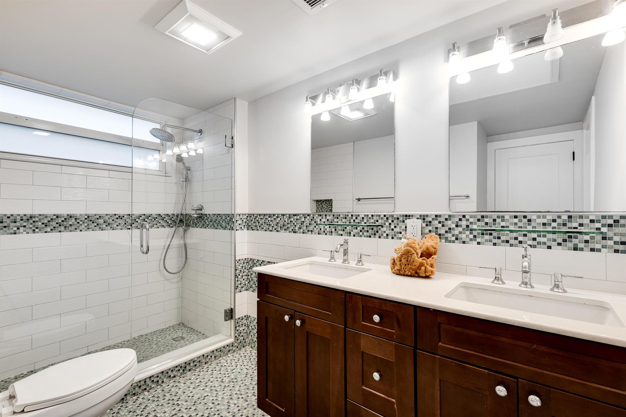 HILLSBORO SHORES EXECUTIV - Residential Lease