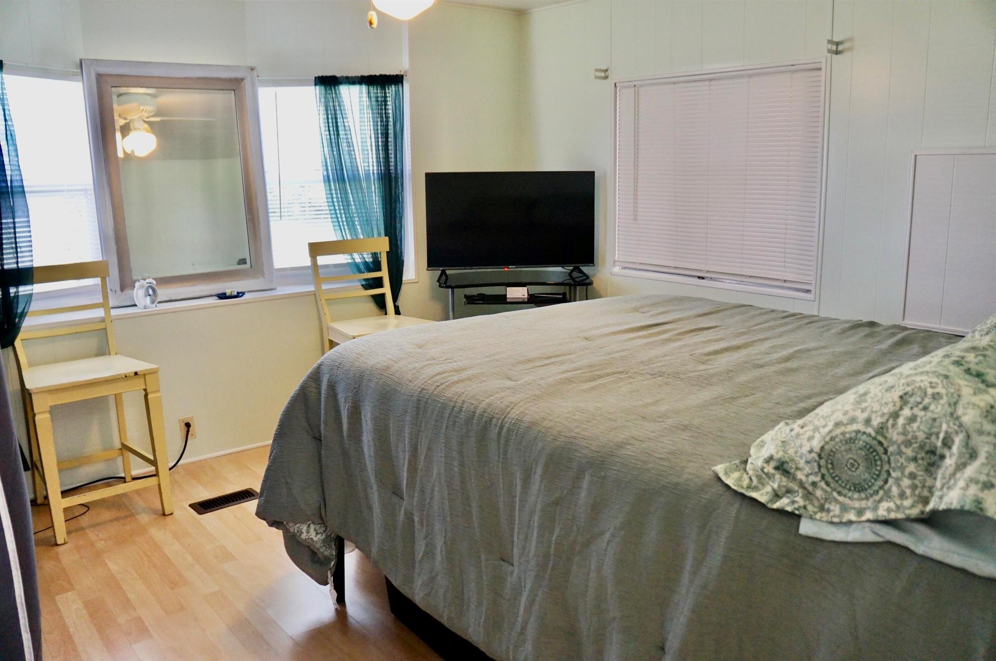 Spanish Lakes Riverfront - Residential