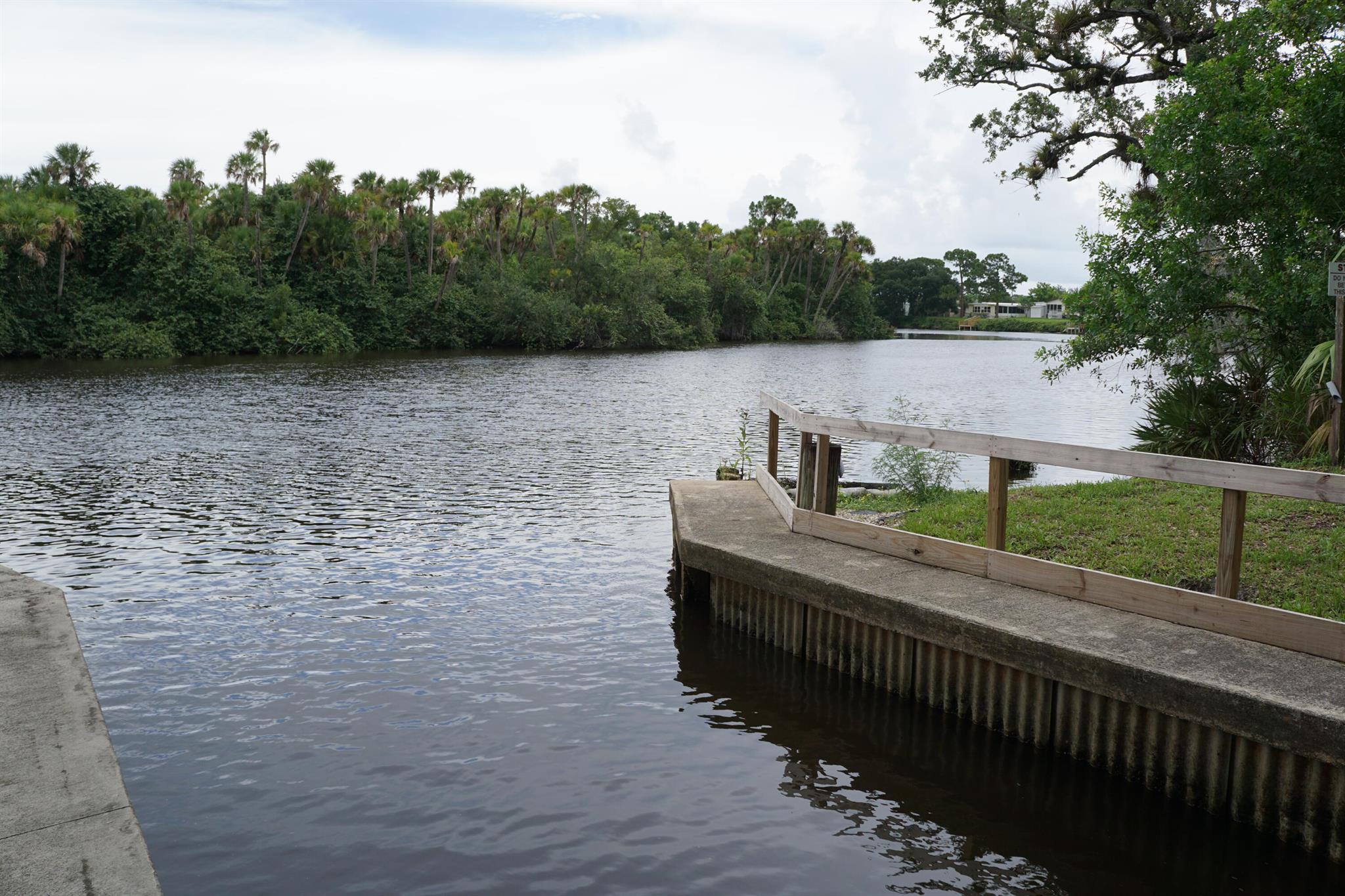 Spanish Lakes Riverfront - Residential