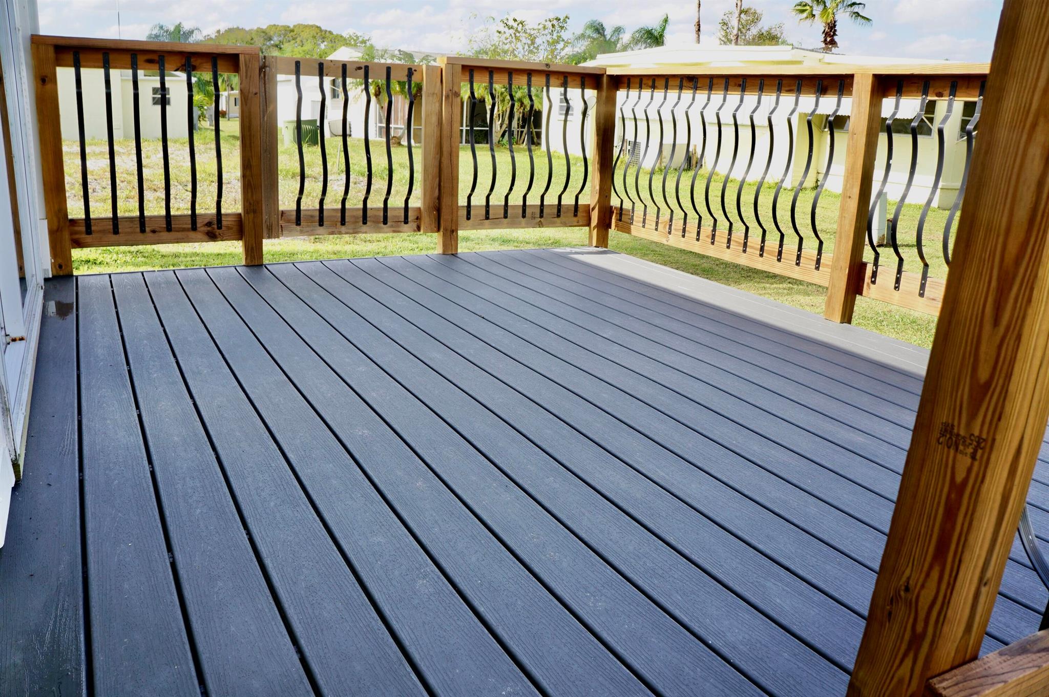 Spanish Lakes Riverfront - Residential