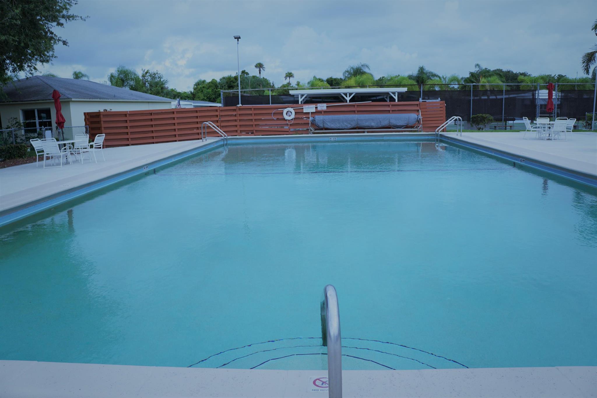 Spanish Lakes Riverfront - Residential