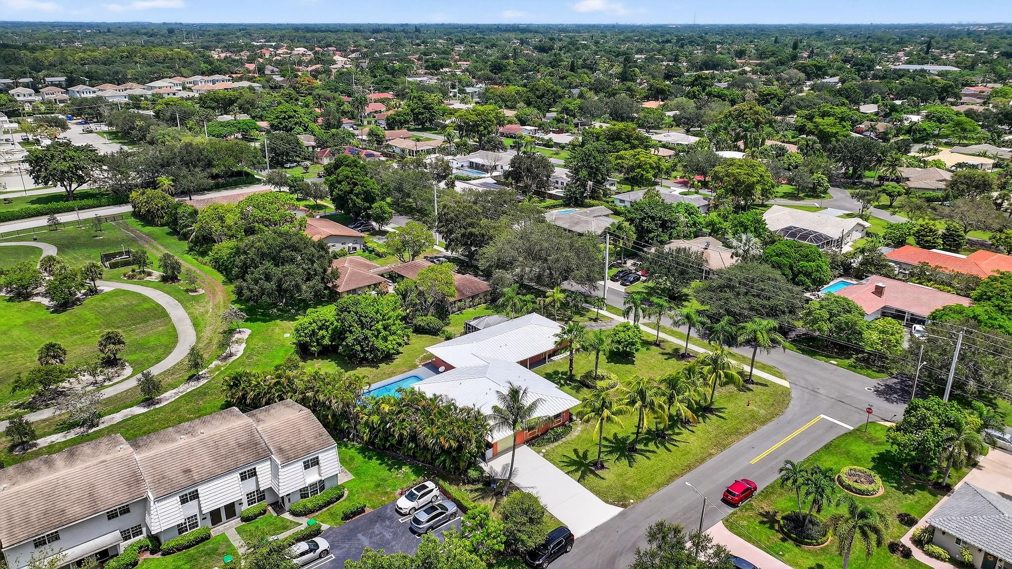 Coral Spgs Village Green - Residential Income