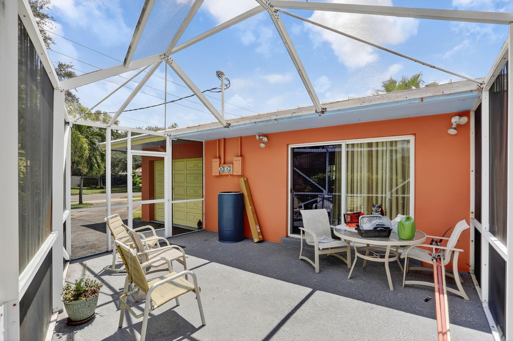 Coral Spgs Village Green - Residential Income