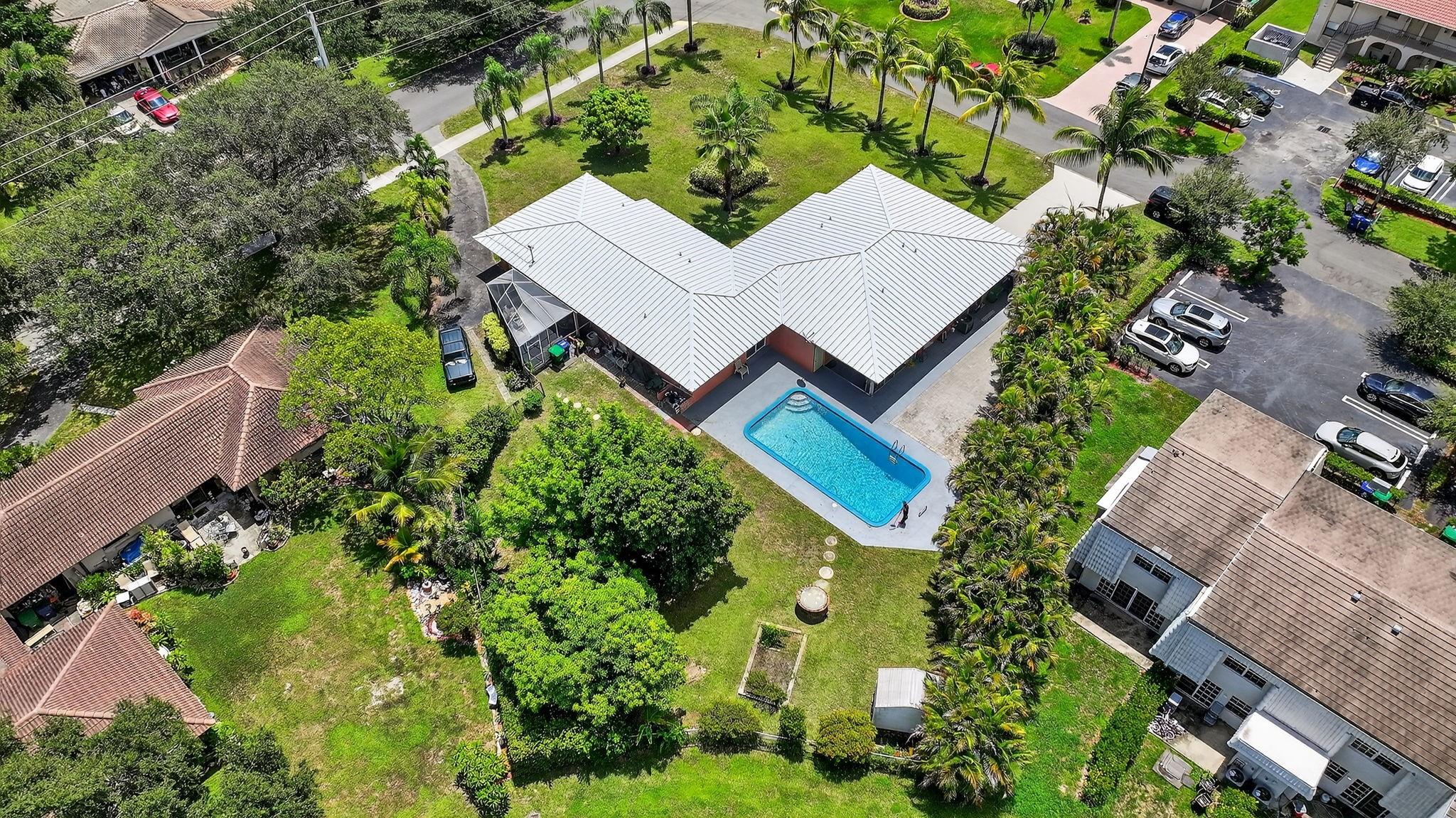 Coral Spgs Village Green - Residential Income