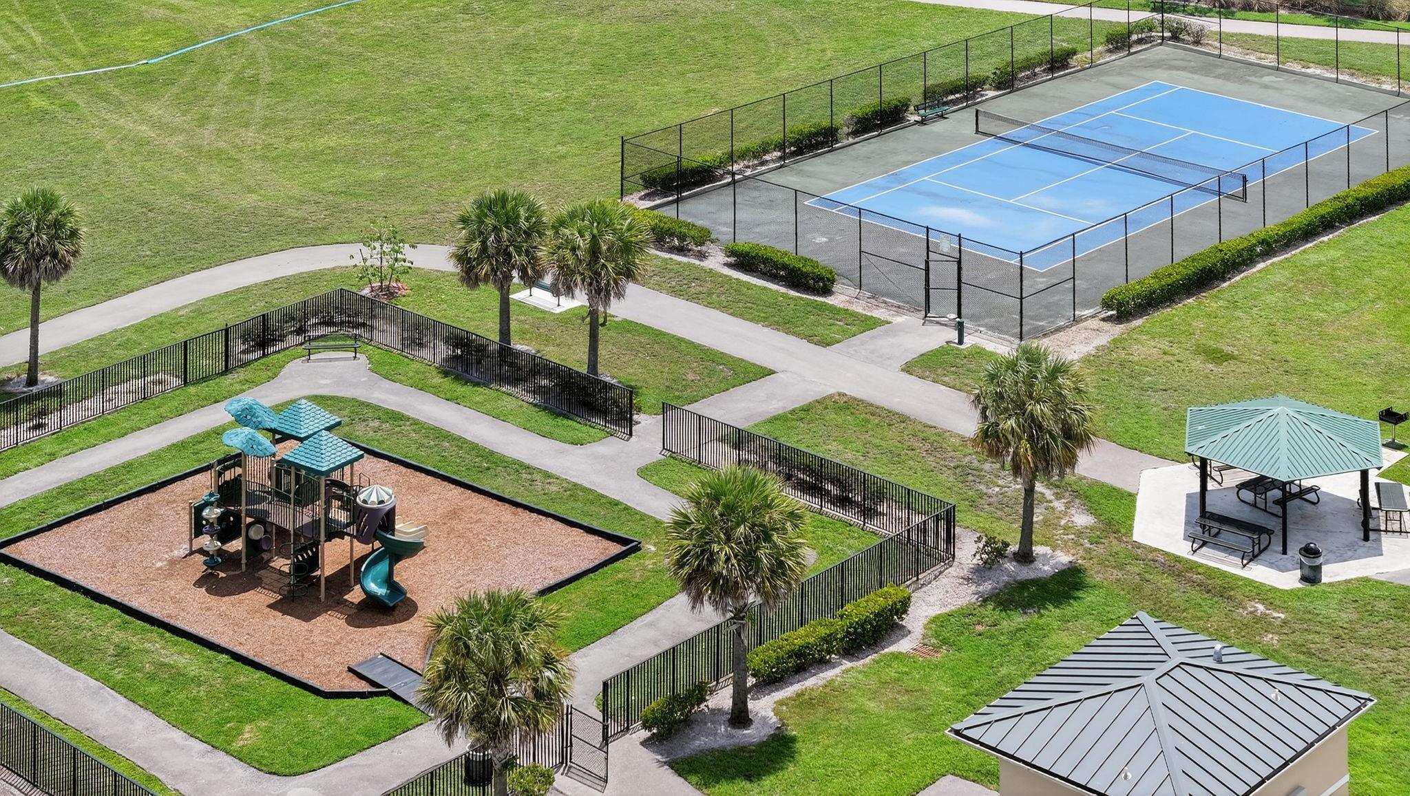 Coral Spgs Village Green - Residential Income