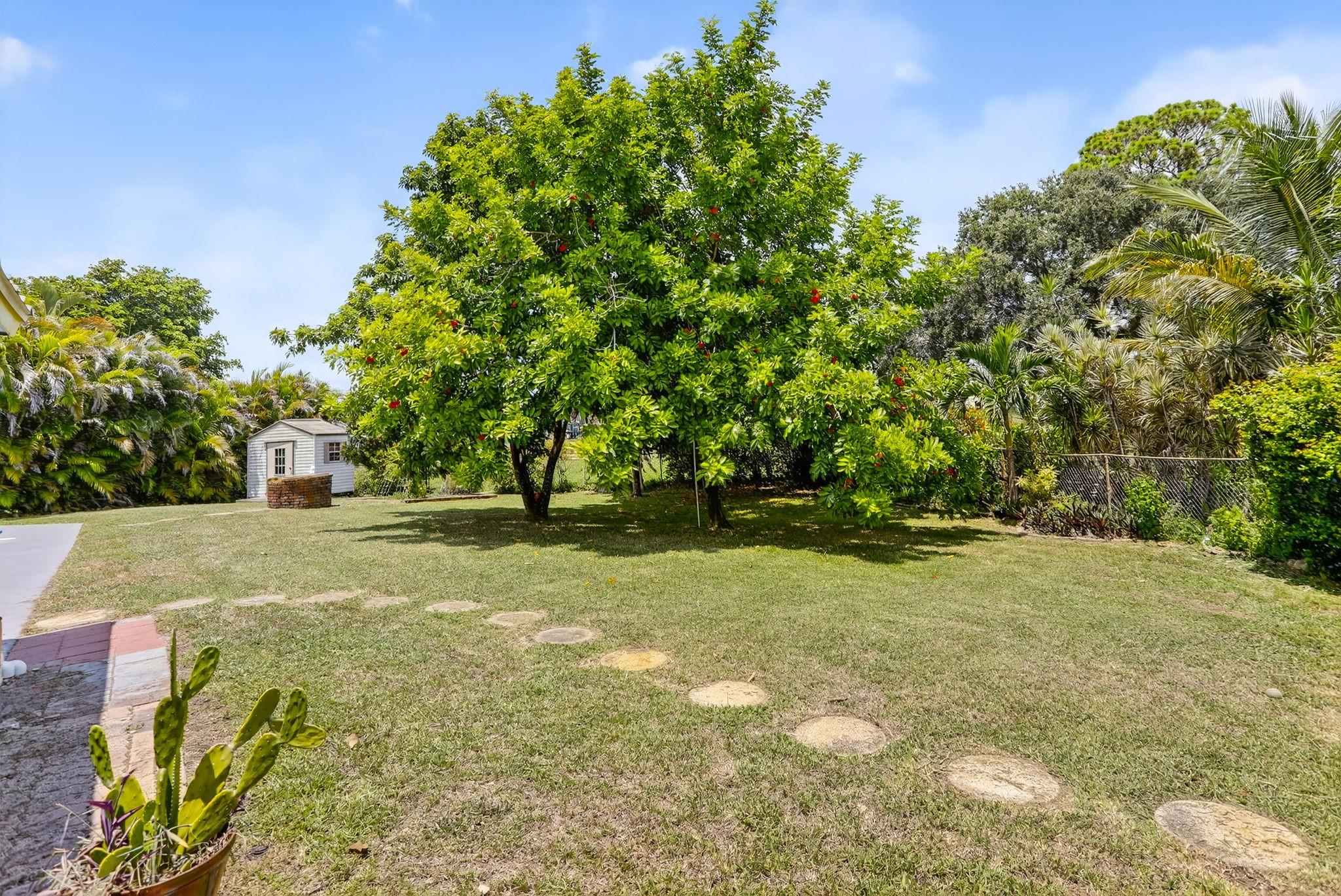 Coral Spgs Village Green - Residential Income