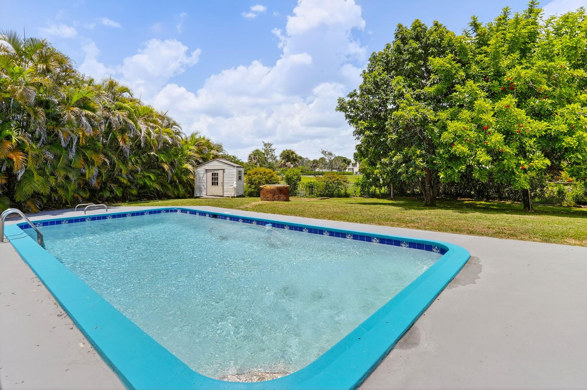 Coral Spgs Village Green - Residential Income