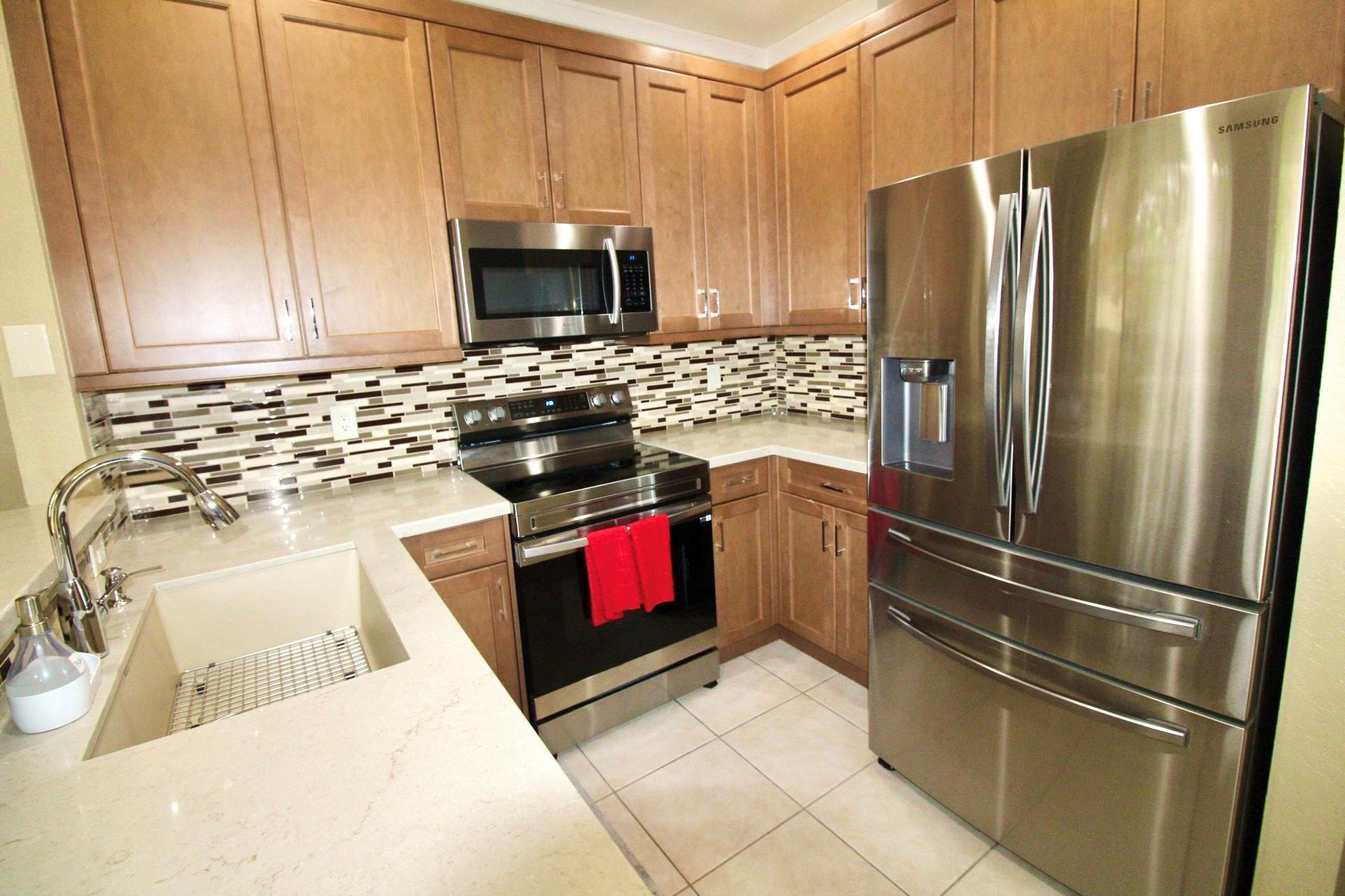 Pelican Pointe - Residential