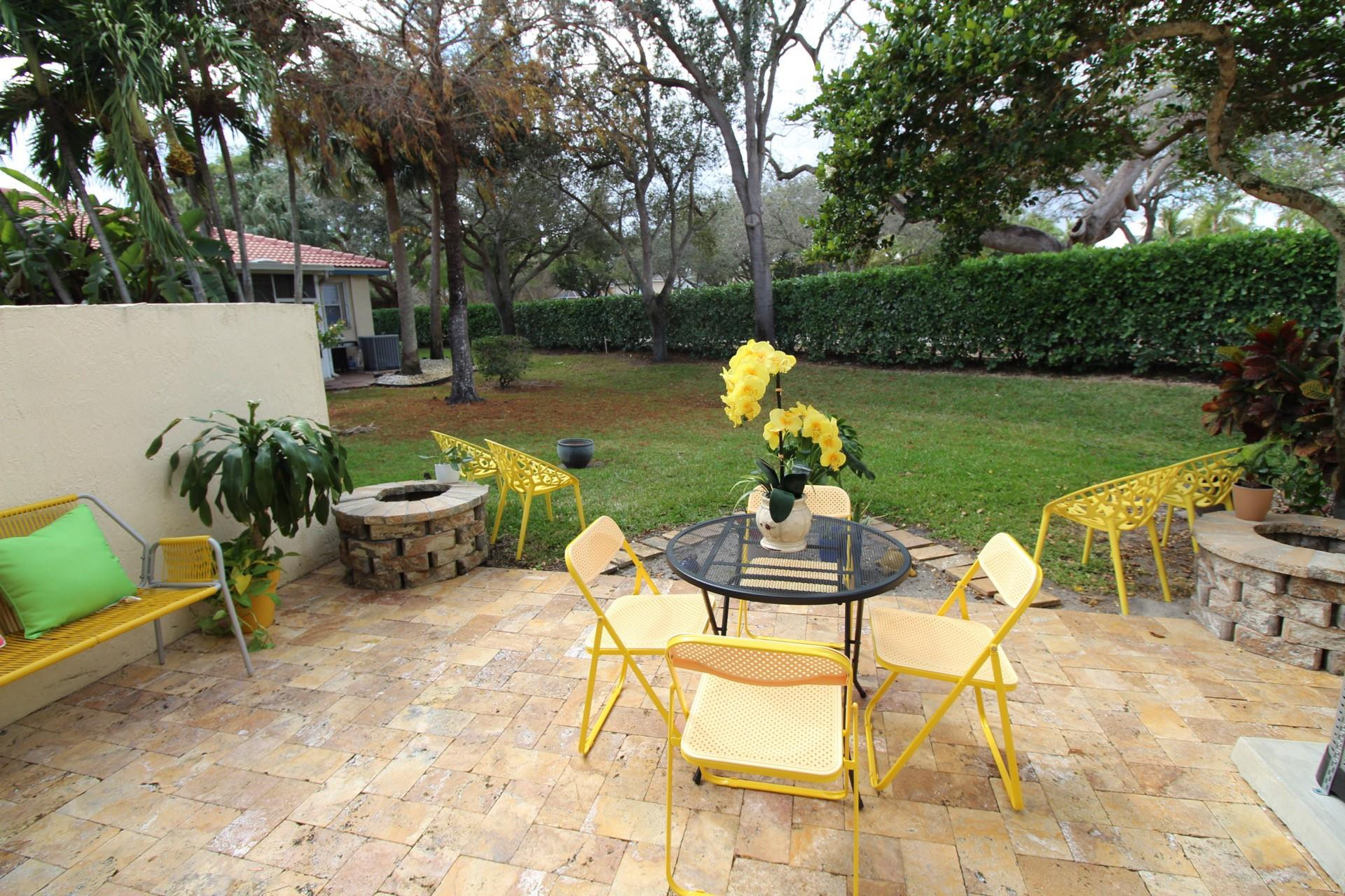 Pelican Pointe - Residential