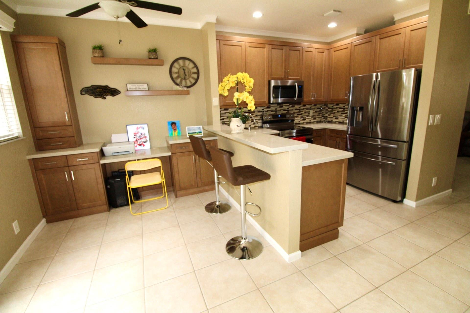 Pelican Pointe - Residential