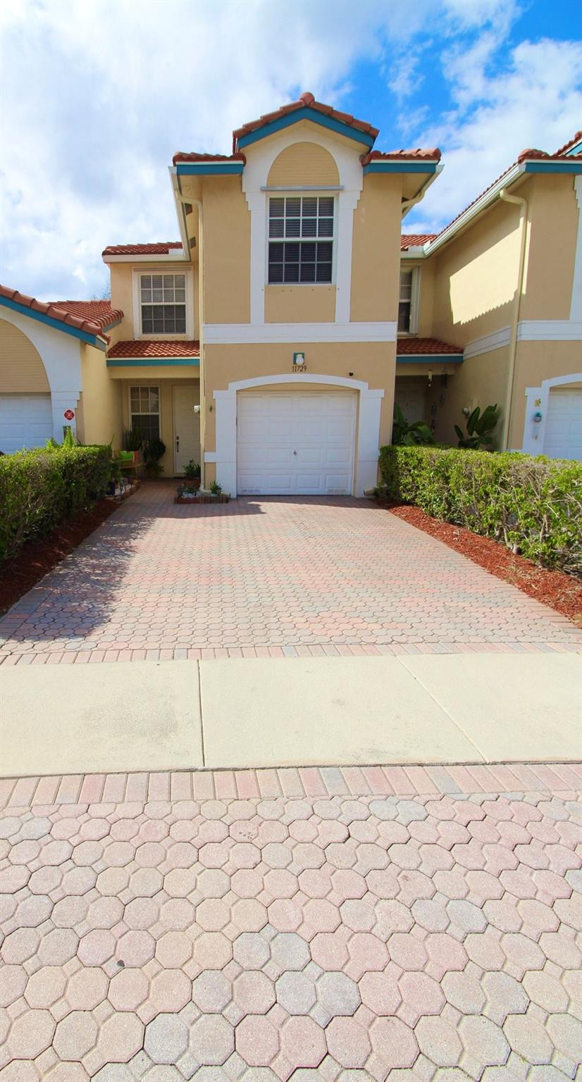 Pelican Pointe - Residential