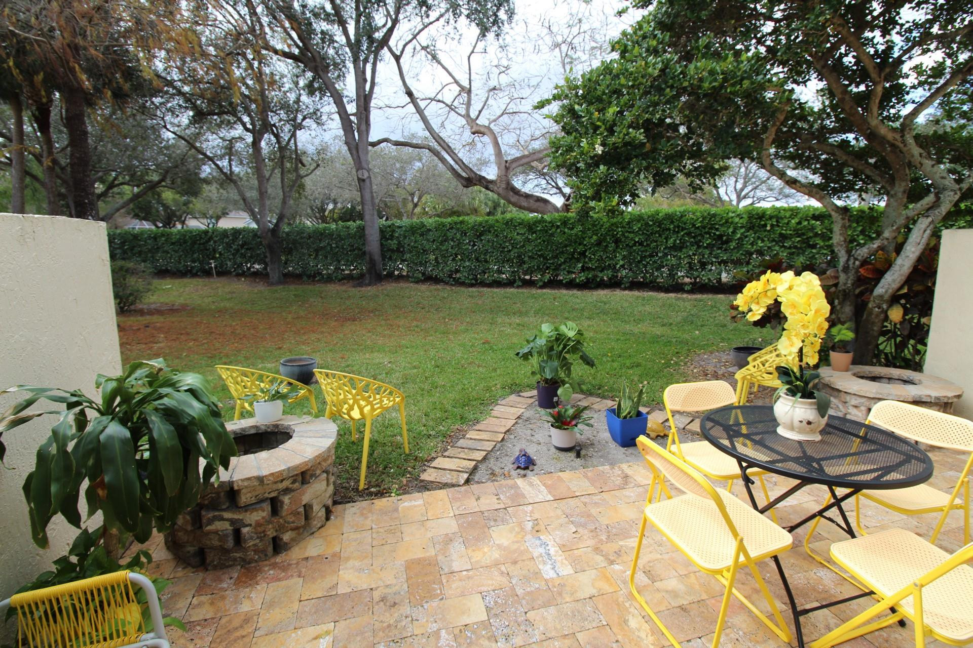 Pelican Pointe - Residential