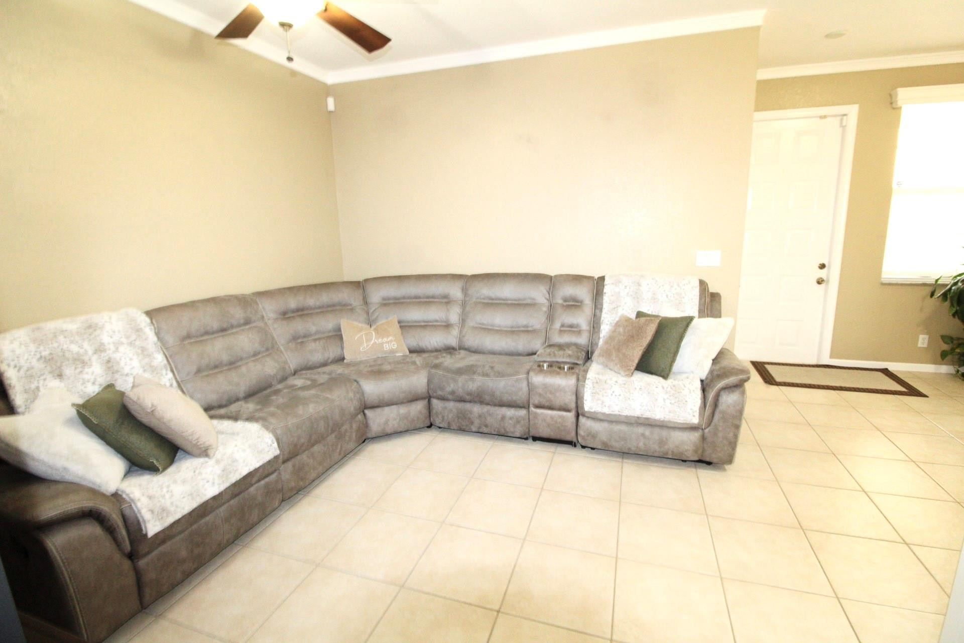 Pelican Pointe - Residential