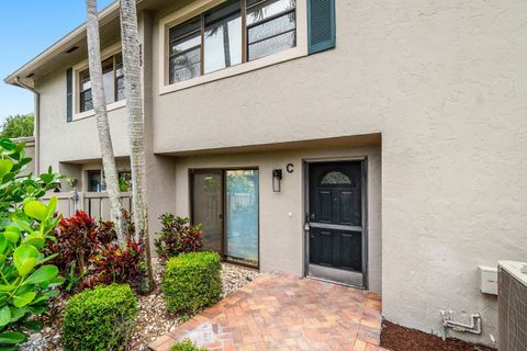 Tiny photo for 16 Stratford Drive E #C, Boynton Beach, FL 33436 (MLS # B26021546)