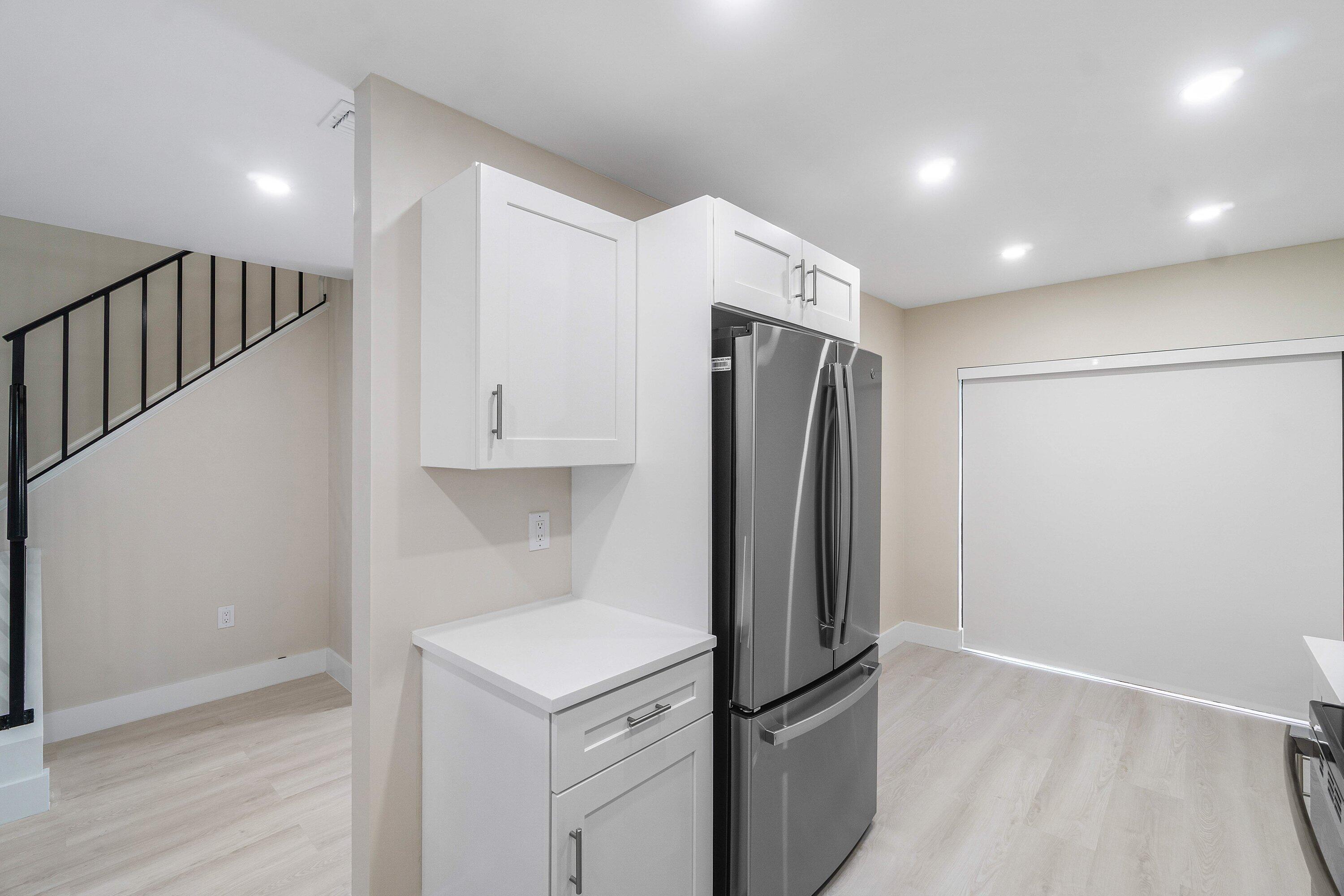 STRATFORD AT HUNTERS RUN CONDO - Residential