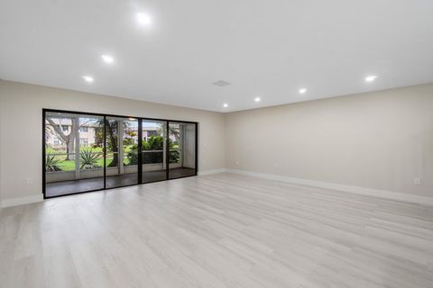 Tiny photo for 16 Stratford Drive E #C, Boynton Beach, FL 33436 (MLS # B26021546)