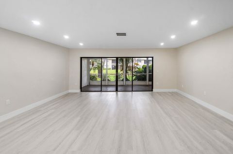Tiny photo for 16 Stratford Drive E #C, Boynton Beach, FL 33436 (MLS # B26021546)