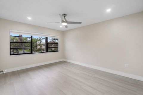 Tiny photo for 16 Stratford Drive E #C, Boynton Beach, FL 33436 (MLS # B26021546)