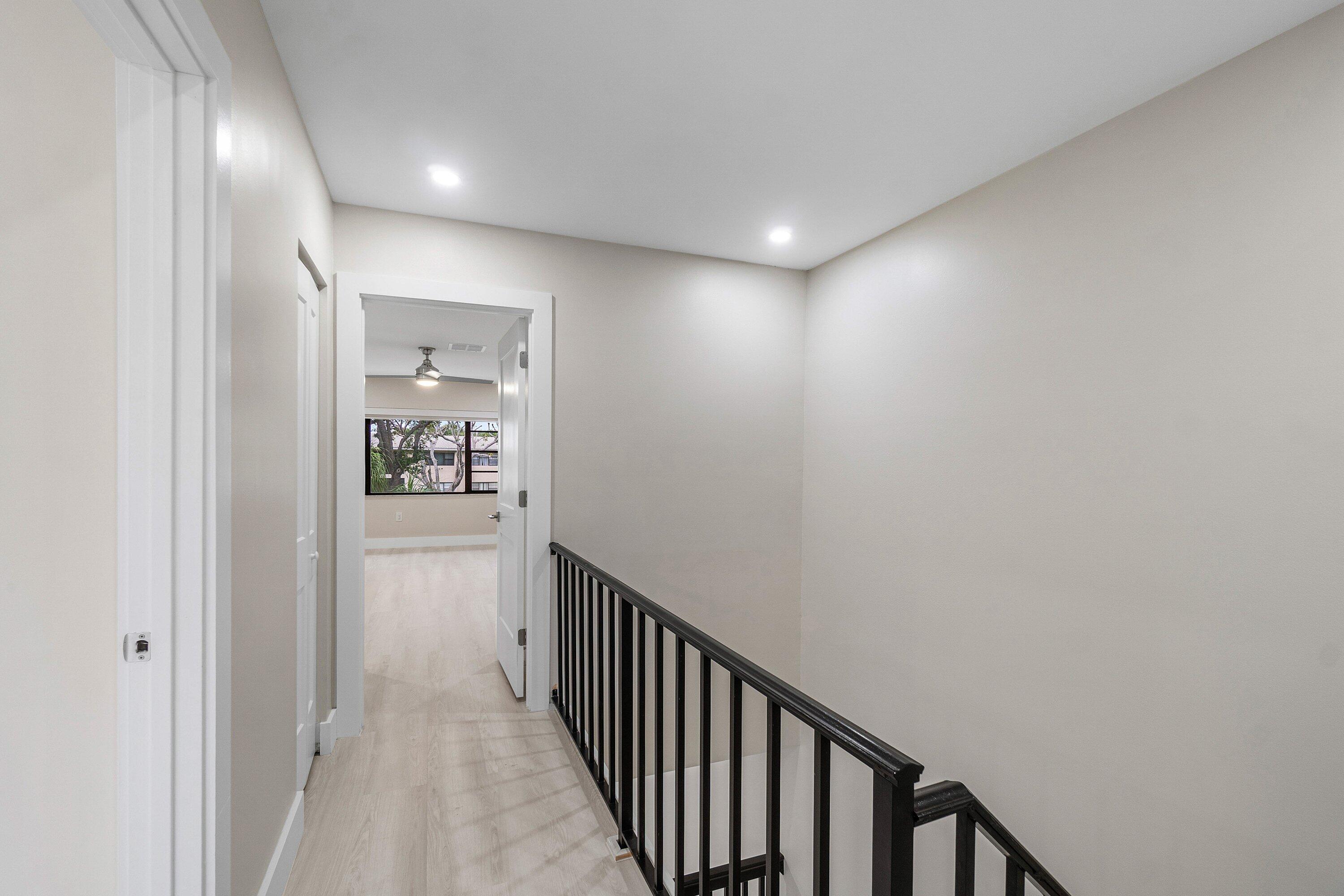 STRATFORD AT HUNTERS RUN CONDO - Residential