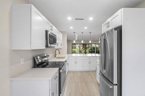 Tiny photo for 16 Stratford Drive E #C, Boynton Beach, FL 33436 (MLS # B26021546)