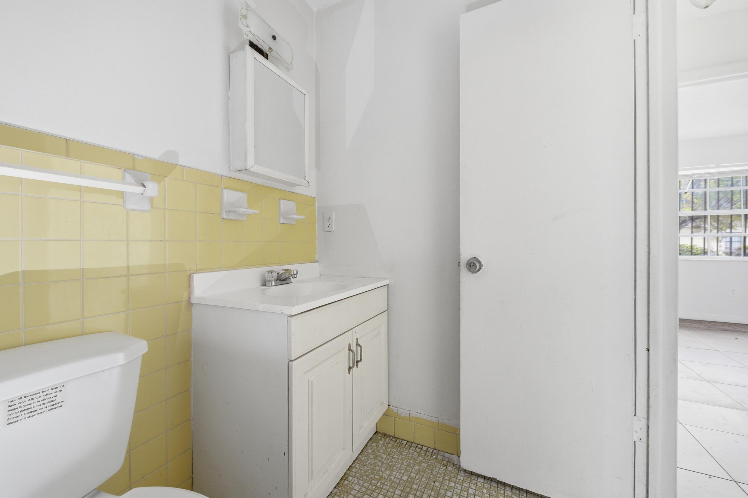 NORTH PALM BCH 1 - Residential