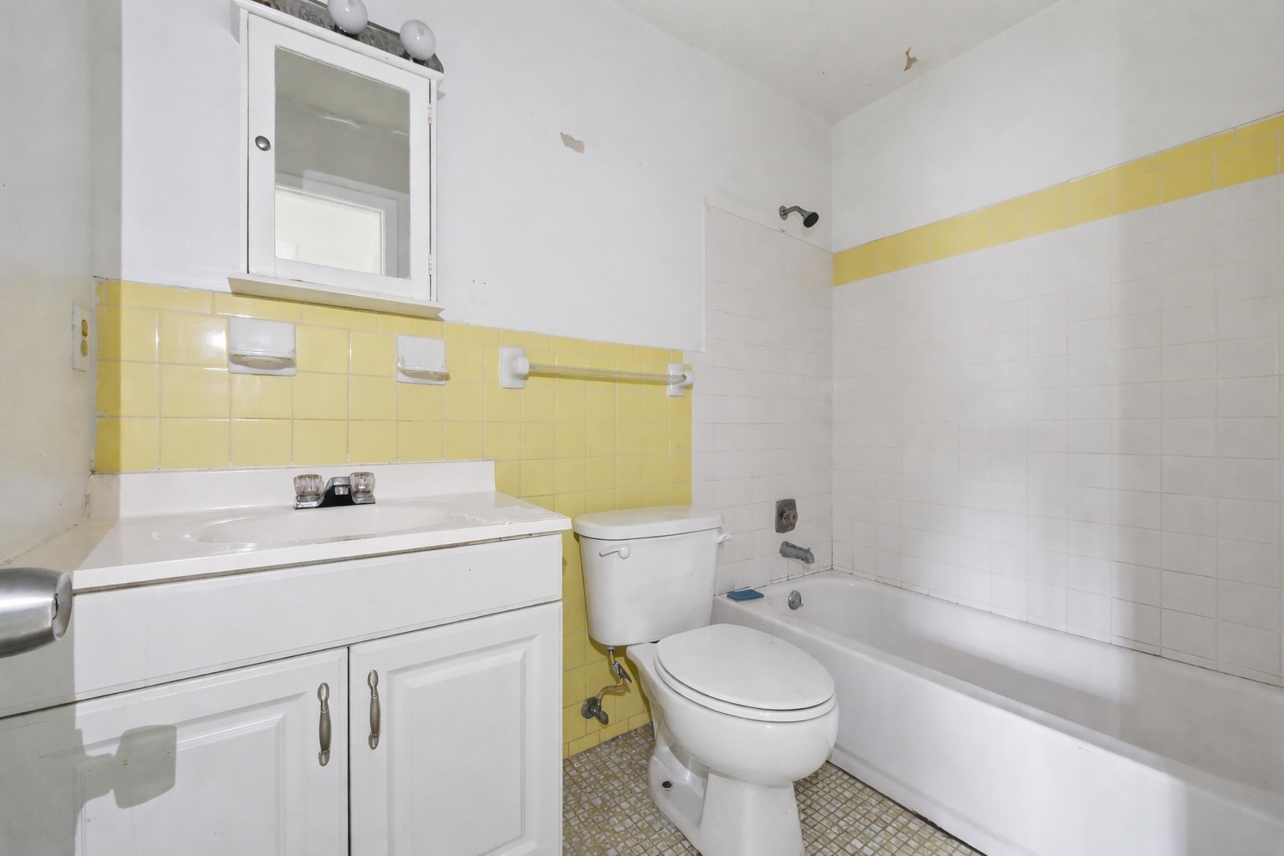 NORTH PALM BCH 1 - Residential