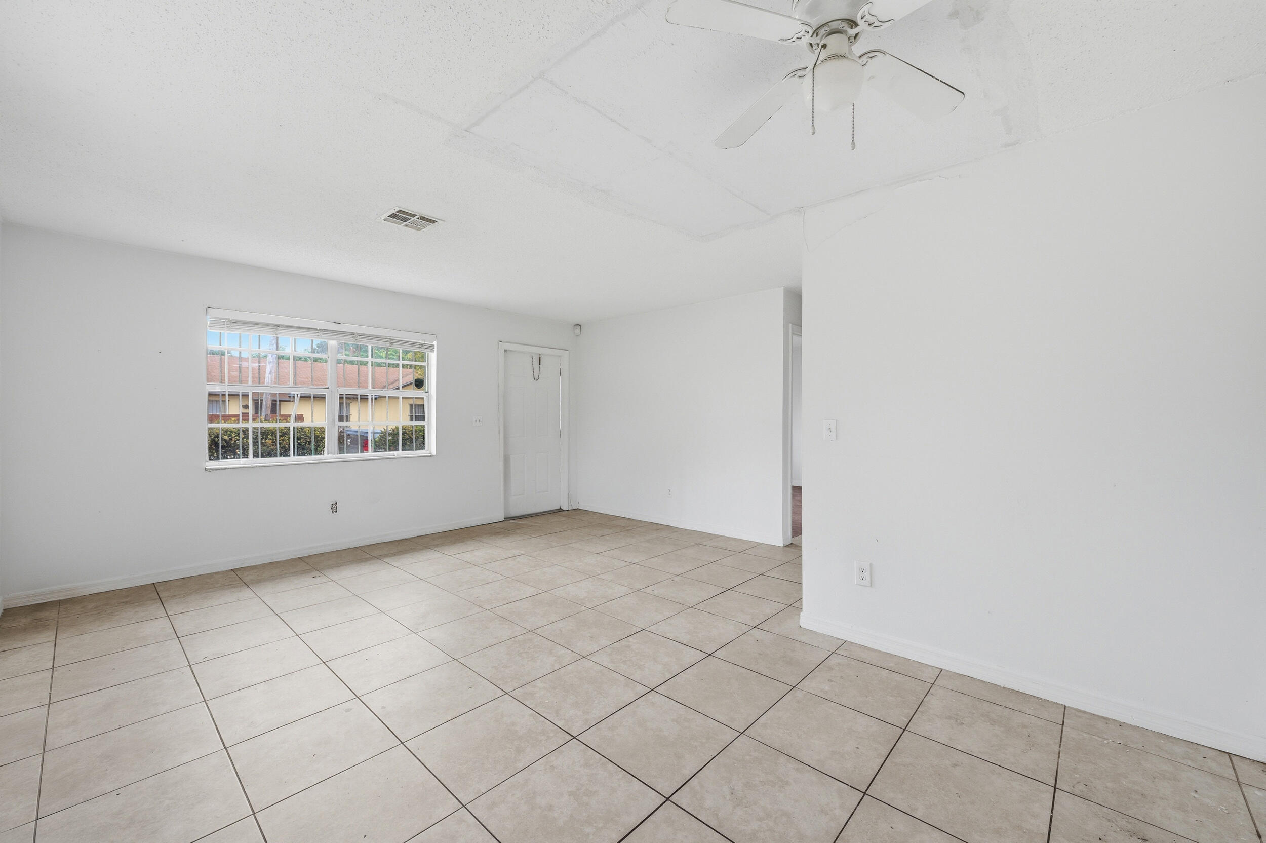 NORTH PALM BCH 1 - Residential