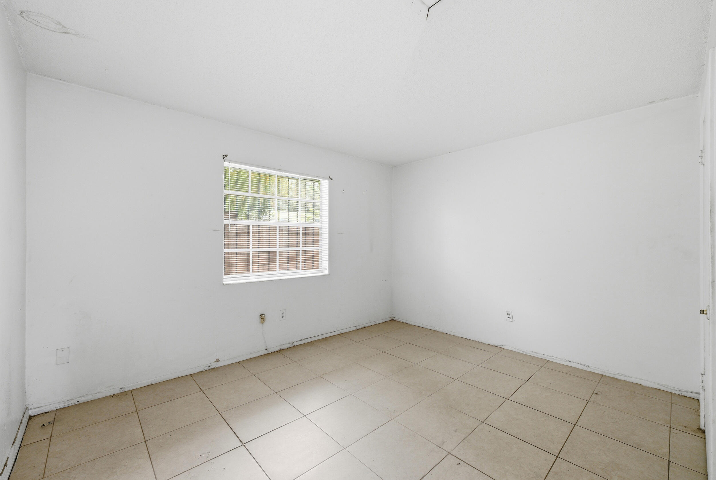 NORTH PALM BCH 1 - Residential