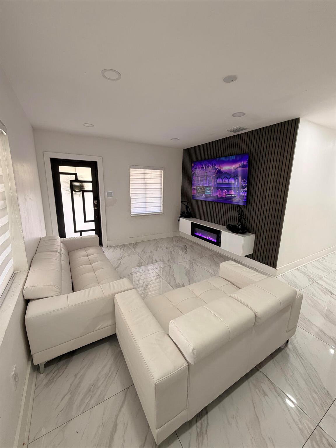 RICHMOND HEIGHTS - Residential